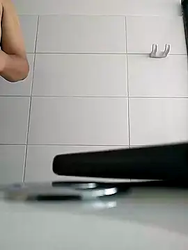 Snapshot of escorpio50jt chatting on January 25, 2025, 8:42 pm escorpio50jt online show from January 25, 2025, 8:42 pm