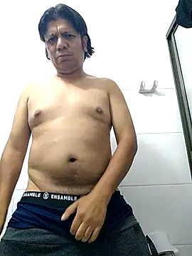 Snapshot of escorpio50jt chatting on February 7, 2025, 2:50 am escorpio50jt online show from February 7, 2025, 2:50 am