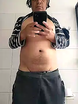 Snapshot of escorpio50jt chatting on February 8, 2025, 5:39 pm escorpio50jt online show from February 8, 2025, 5:39 pm