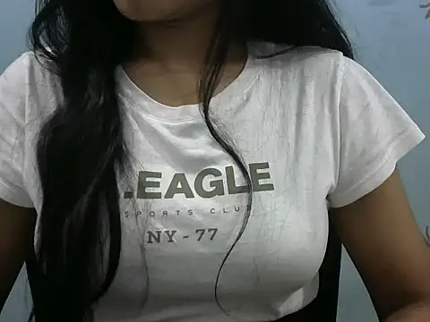 Misha Sweett online show from March 7, 2026, 4:04 pm