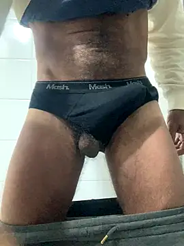 JoaoLenhador online show from October 20, 2025, 2:34 am