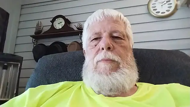 Snapshot of Futura_intx chatting on June 11, 2026, 7:12 pm Futura intx online show from June 11, 2026, 7:12 pm