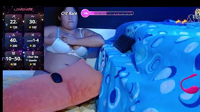 fabyana-queen online show from February 1, 2025, 2:24 pm