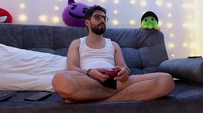 Snapshot of ErickBrant chatting on February 7, 2025, 2:19 am ErickBrant online show from February 7, 2025, 2:19 am