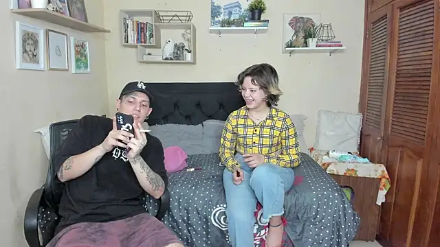 Snapshot of Blondandtattoofaced chatting on February 27, 2025, 4:20 am Blondandtattoofaced online show from February 27, 2025, 4:20 am