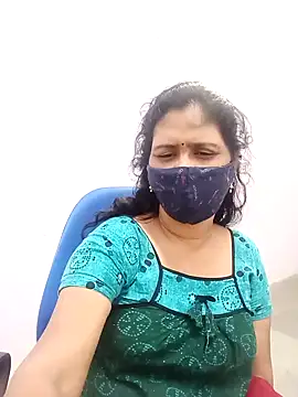 Snapshot of Lucky-Deepthi chatting on March 12, 2025, 8:31 pm Lucky-Deepthi online show from March 12, 2025, 8:31 pm