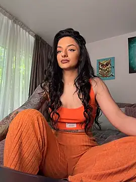 NNNoire online show from May 15, 2026, 7:37 am