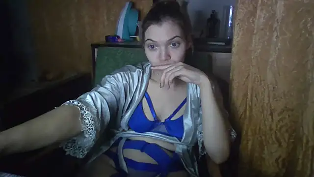 Snapshot of ParaFox chatting on January 10, 2025, 9:53 pm ParaFox online show from January 10, 2025, 9:53 pm