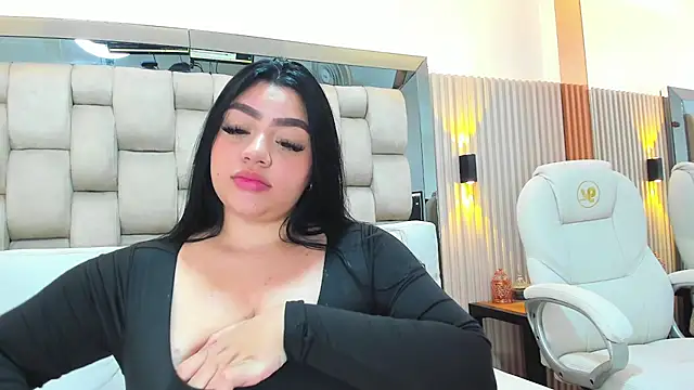 Snapshot of ashlyn_parker chatting on February 22, 2025, 7:47 pm ashlyn parker online show from February 22, 2025, 7:47 pm