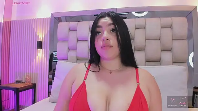 Snapshot of ashlyn_parker chatting on March 11, 2025, 7:36 pm ashlyn parker online show from March 11, 2025, 7:36 pm