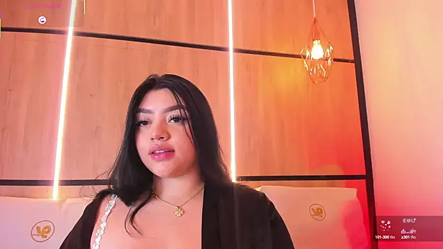 Snapshot of ashlyn_parker chatting on September 17, 2025, 7:48 pm ashlyn parker online show from September 17, 2025, 7:48 pm