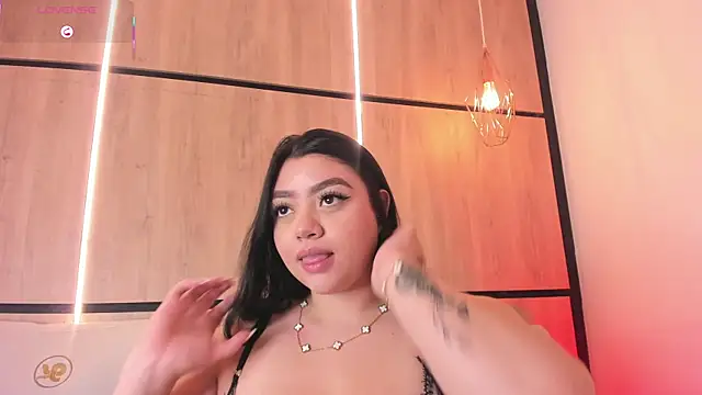 Snapshot of ashlyn_parker chatting on September 30, 2025, 8:14 pm ashlyn parker online show from September 30, 2025, 8:14 pm