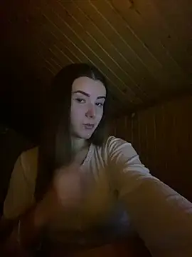 mewKate online show from February 2, 2025, 5:04 pm