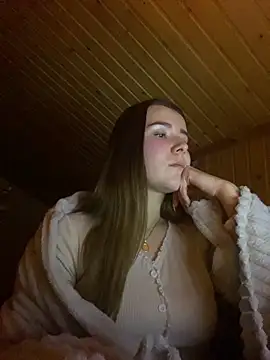 mewKate online show from March 18, 2025, 5:10 pm