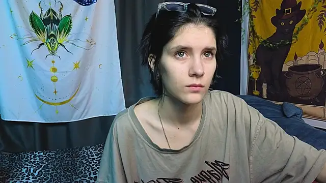 Hyeon Jin online show from January 18, 2025, 9:02 pm