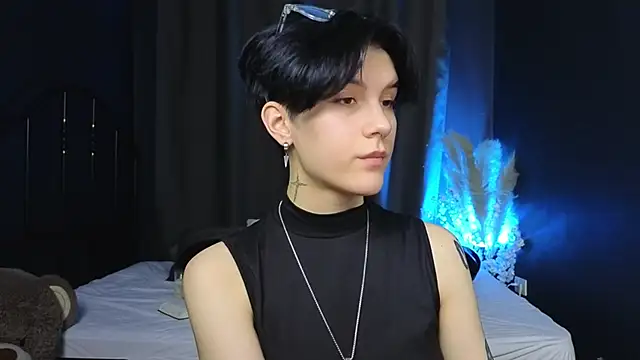 Hyeon Jin online show from March 12, 2025, 4:56 pm