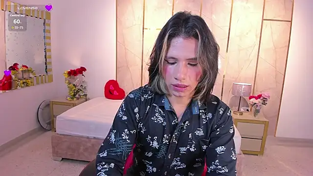 Snapshot of TylerBloom chatting on December 1, 2025, 12:32 pm TylerBloom online show from December 1, 2025, 12:32 pm