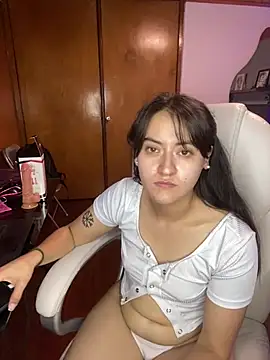 Snapshot of Camila_pinkk chatting on February 11, 2025, 8:52 pm Camila pinkk online show from February 11, 2025, 8:52 pm