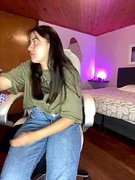 Snapshot of Camila_pinkk chatting on March 22, 2025, 5:31 pm Camila pinkk online show from March 22, 2025, 5:31 pm