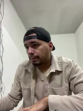 EnriquevillaF online show from January 18, 2025, 8:09 pm