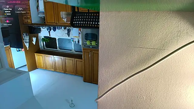 todddantes25 online show from February 12, 2026, 4:46 pm