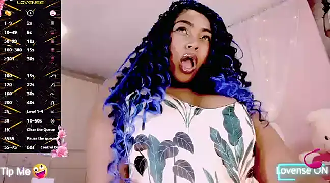 Aliana Ross online show from February 20, 2025, 11:53 am