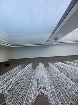 Lauren Amabel online show from February 19, 2026, 10:44 am