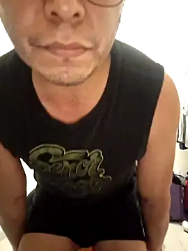 Snapshot of ricgove chatting on January 6, 2025, 6:14 am ricgove online show from January 6, 2025, 6:14 am