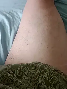 curtindo-muito82 online show from November 30, 2025, 7:29 pm