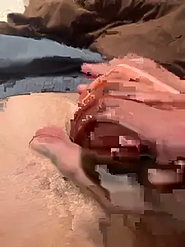 Snapshot of qazsazx chatting on November 19, 2025, 5:29 am qazsazx online show from November 19, 2025, 5:29 am