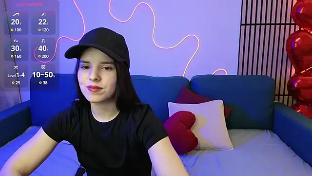 Harleen Moore online show from February 16, 2025, 9:05 pm