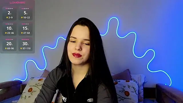 Harleen Moore online show from March 18, 2025, 8:04 pm