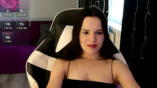 Harleen Moore online show from July 14, 2026, 5:12 am