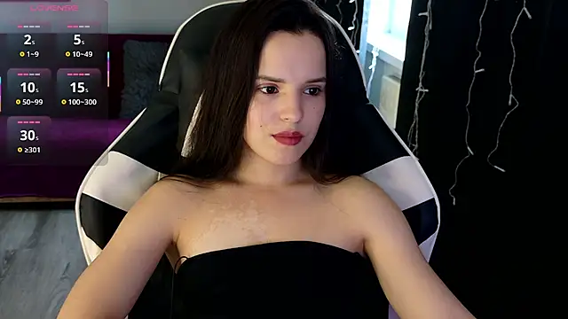 Harleen Moore online show from July 20, 2026, 5:22 am