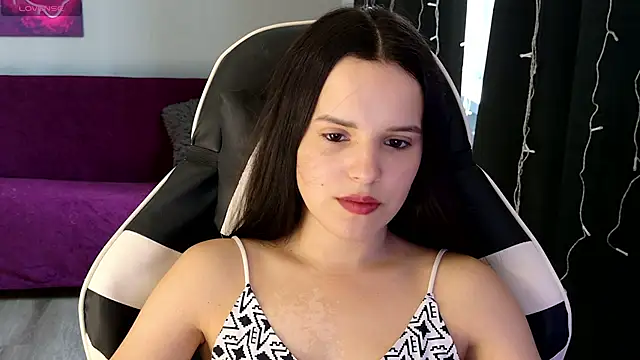 Harleen Moore online show from July 21, 2026, 5:10 am