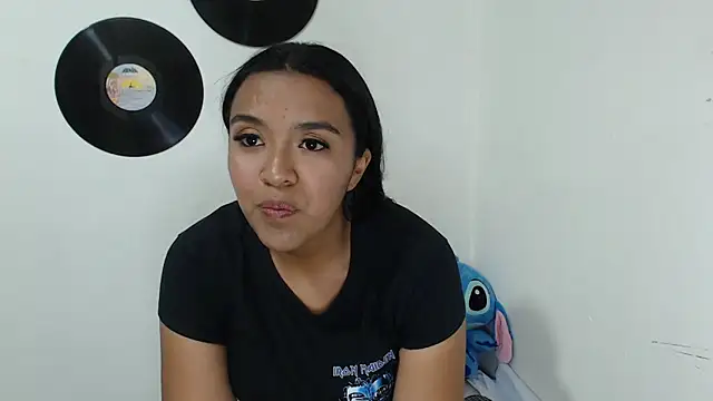 giselao online show from February 26, 2025, 2:04 am