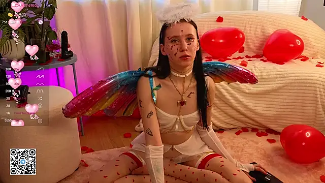 Snapshot of mon_lola chatting on February 14, 2025, 10:59 am mon lola online show from February 14, 2025, 10:59 am