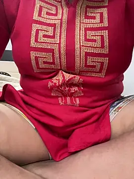 Red-Magic-25 online show from March 12, 2026, 5:24 am