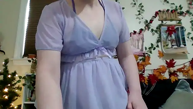 AverageRose online show from February 4, 2026, 6:58 pm