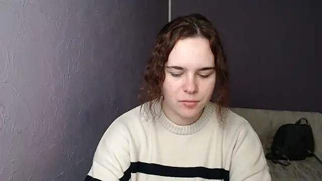 Snapshot of mini_girly chatting on February 26, 2025, 1:52 pm mini girly online show from February 26, 2025, 1:52 pm