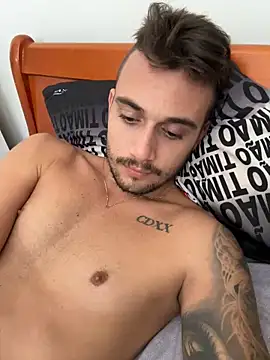 carvalhofelipe online show from February 27, 2025, 1:07 pm