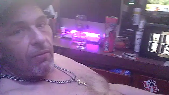 MacGayver1977 online show from June 16, 2026, 3:58 pm