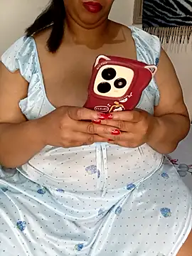 Samara-Bella online show from October 7, 2025, 8:50 pm