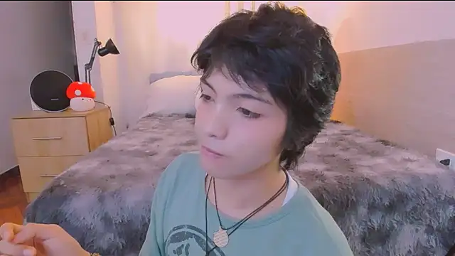 AllanYong18 online show from March 21, 2026, 6:51 am