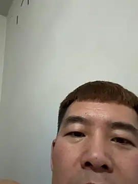 Snapshot of zxb757369 chatting on February 10, 2025, 2:59 pm zxb757369 online show from February 10, 2025, 2:59 pm