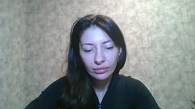 LissaBlossom online show from January 7, 2025, 8:13 am