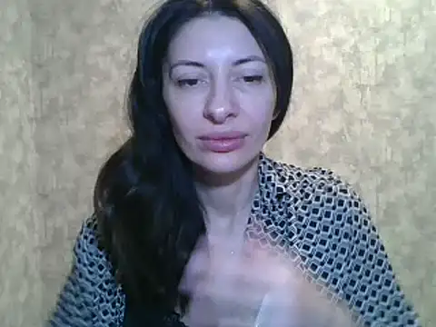 LissaBlossom online show from February 21, 2025, 8:07 am