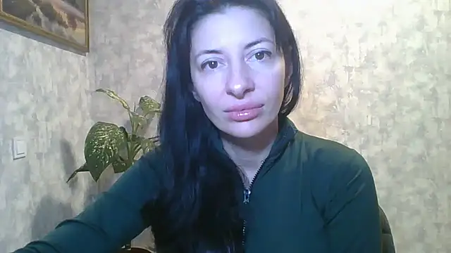 LissaBlossom online show from November 10, 2025, 6:23 am