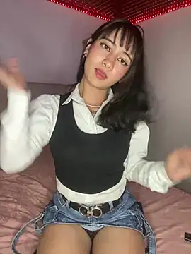 Catmila- online show from January 19, 2025, 2:36 am