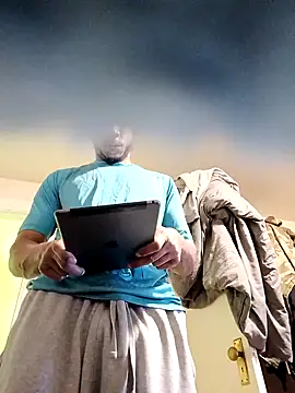 MrDaddyBbSnake online show from January 19, 2025, 2:04 am